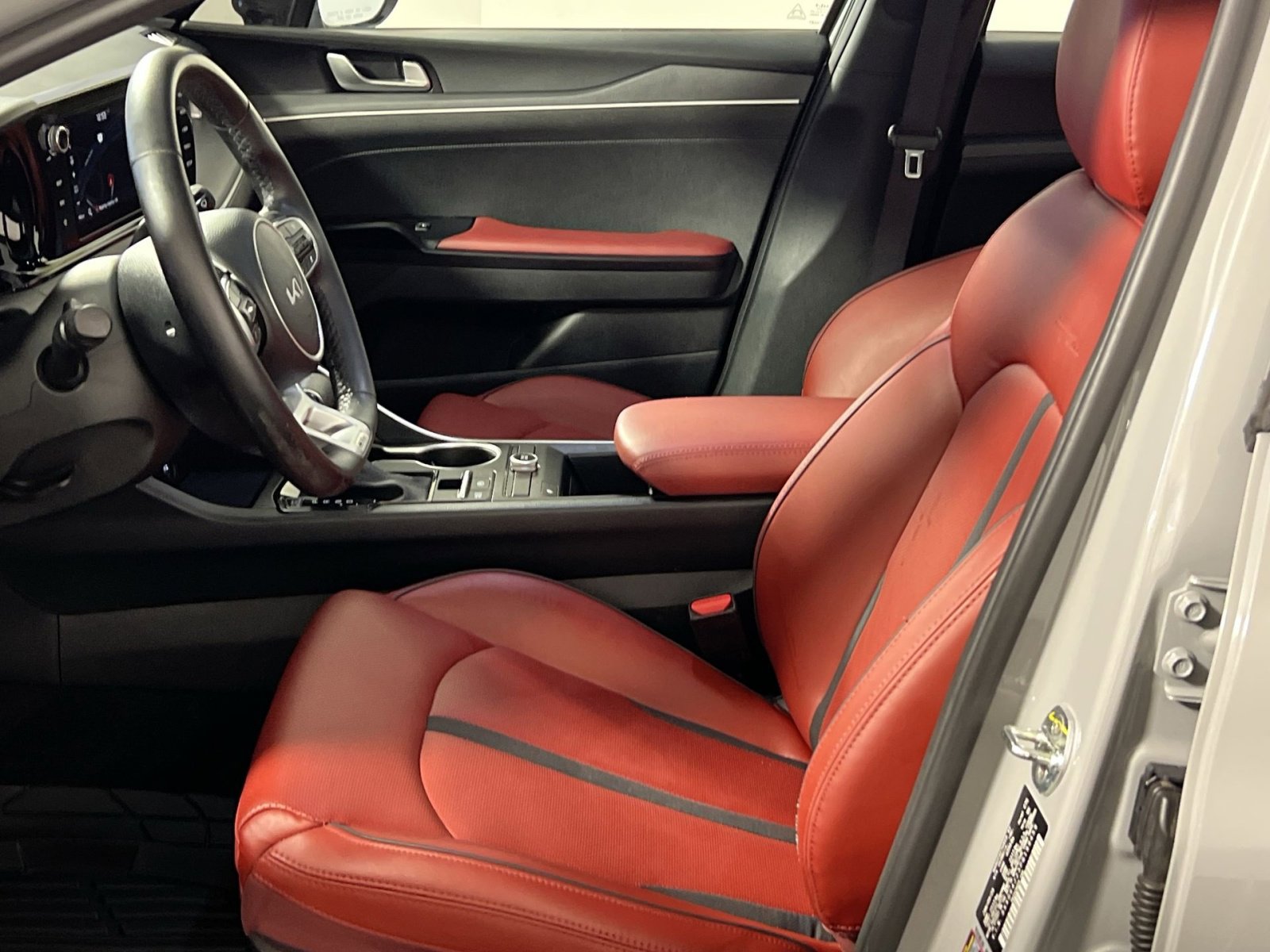 Used 2023 Kia K5 GT-Line image 13