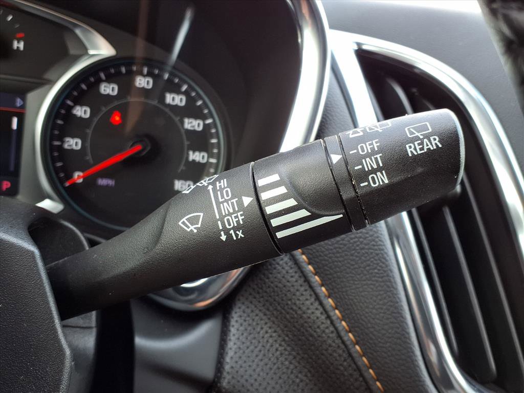 Used 2022 Chevrolet Equinox Premier w/ Redline Edition image 25