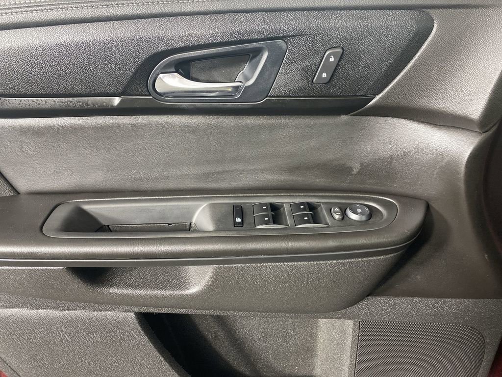 Used 2016 Chevrolet Traverse LT w/ Traveler's Package image 23