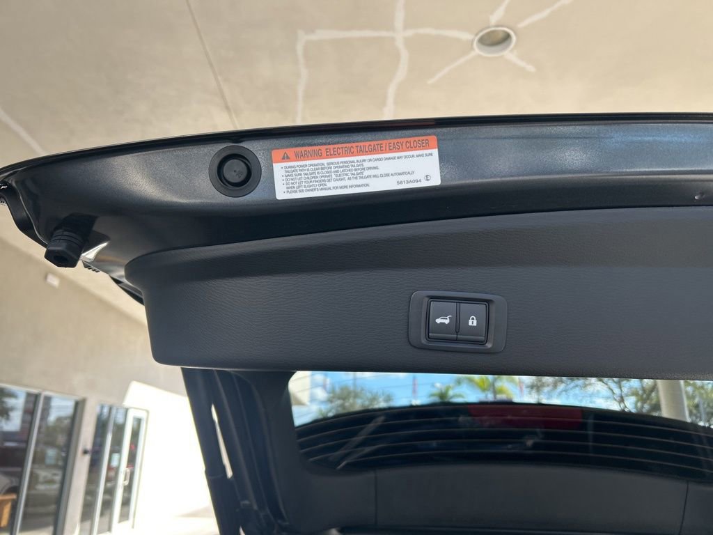 New 2026 Mitsubishi Outlander SE image 32