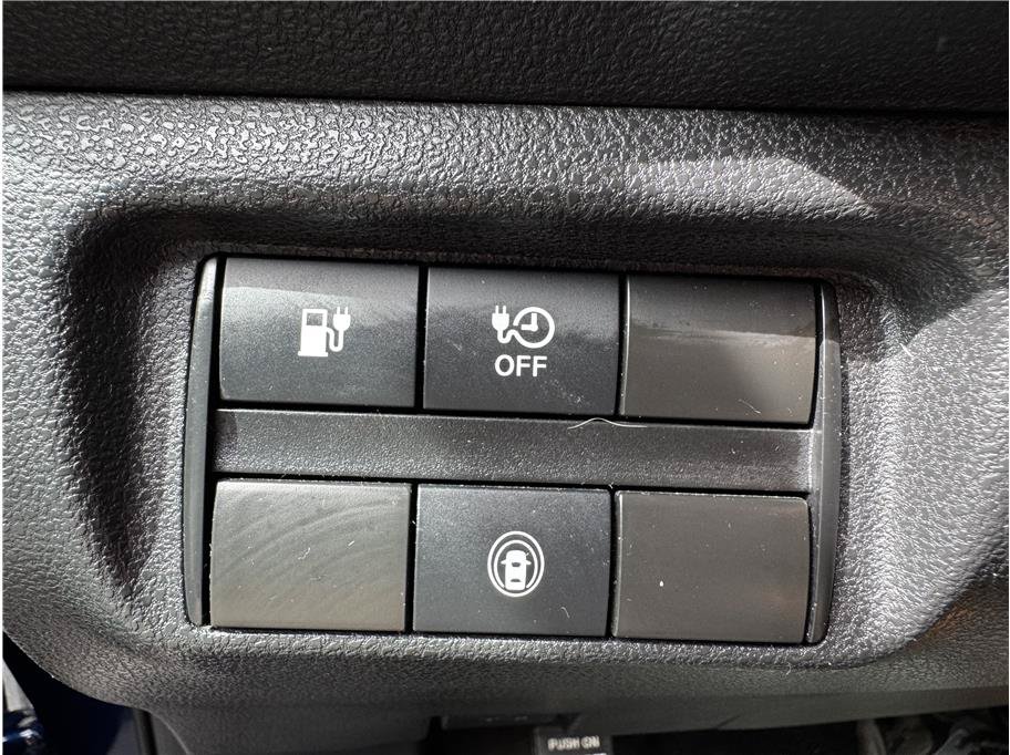 Used 2025 Nissan Leaf S FWD image 26