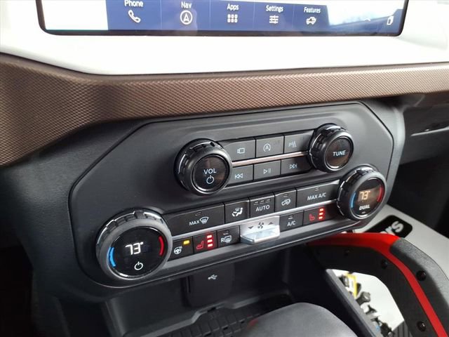 Certified 2024 Ford Bronco Heritage Edition image 27