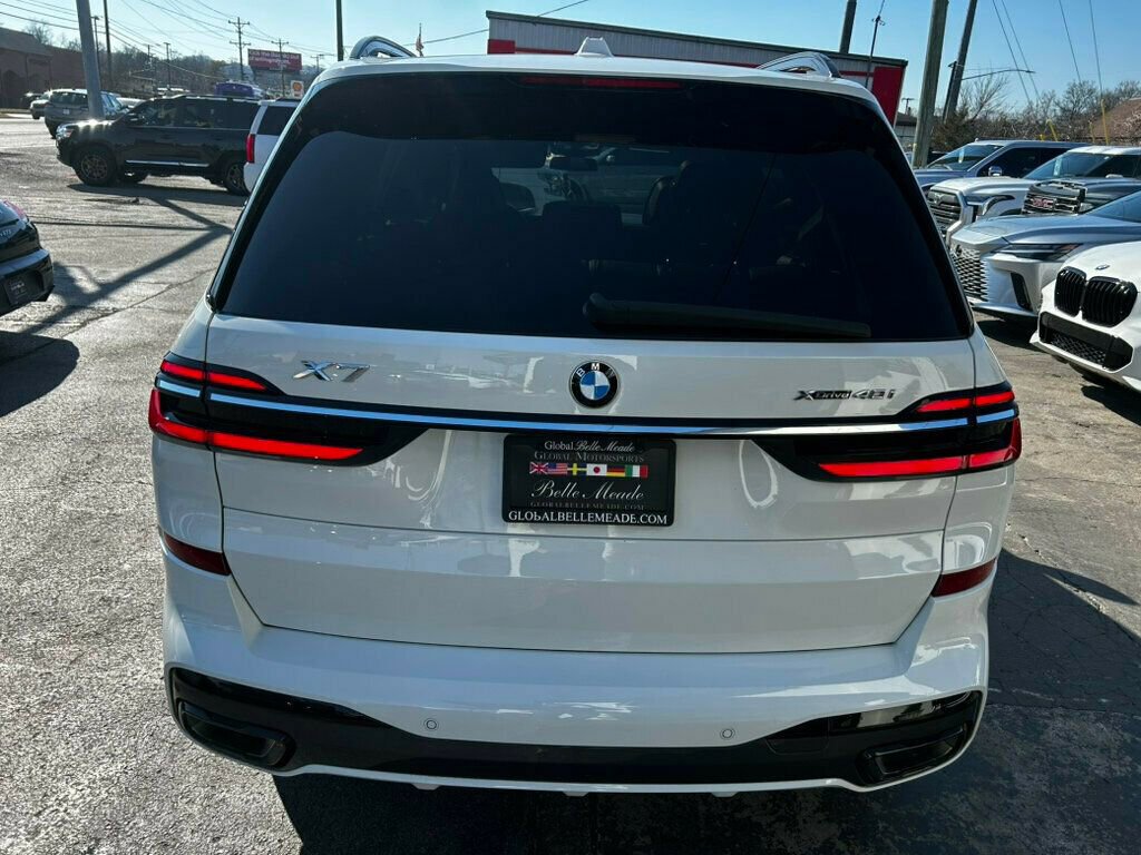 Used 2023 BMW X7 xDrive40i w/ Executive Package image 4