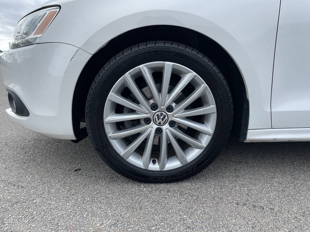 Used 2014 Volkswagen Jetta SEL image 9