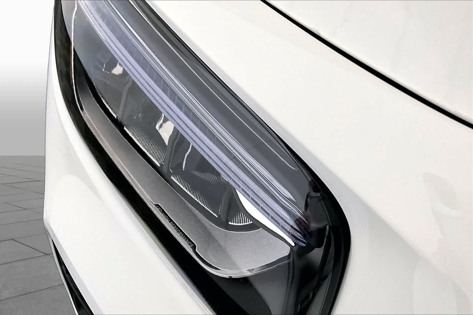 New 2026 Mercedes-Benz GLB 250 4MATIC image 14