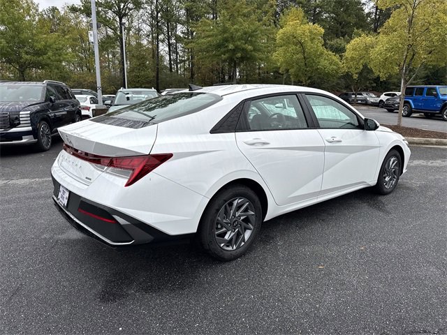 New 2026 Hyundai Elantra Blue image 7