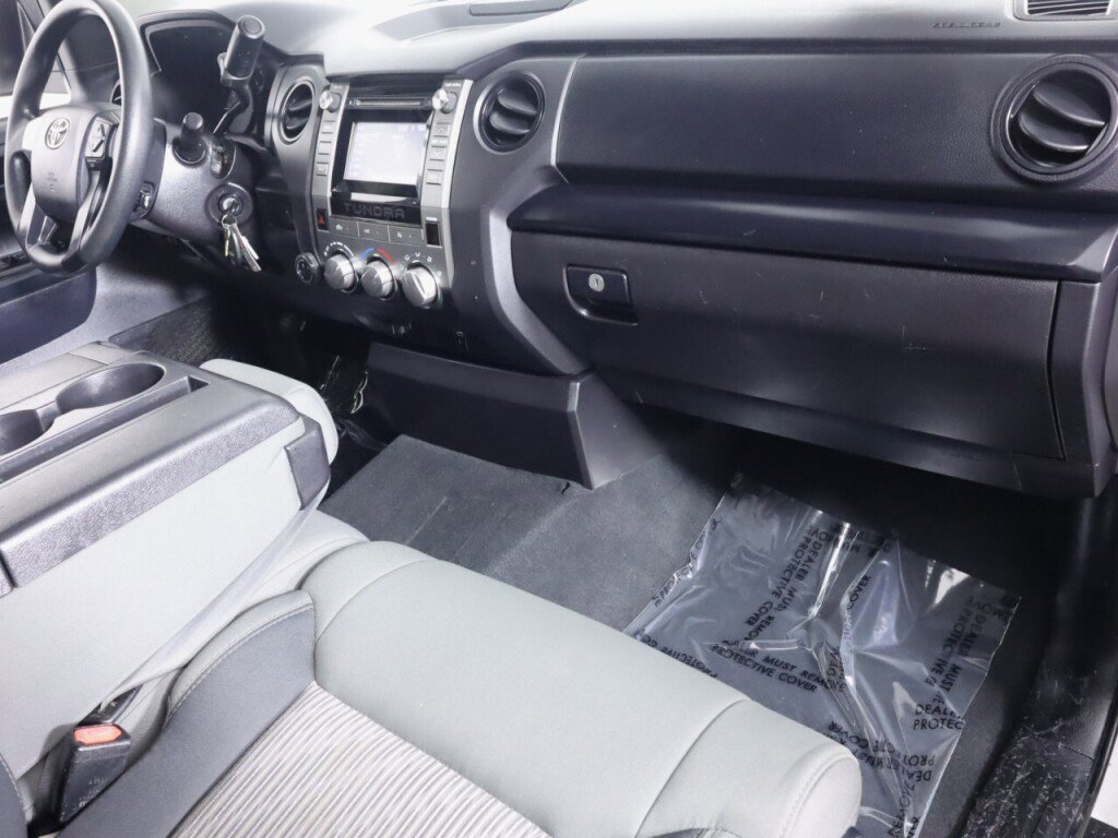 Used 2015 Toyota Tundra SR image 36