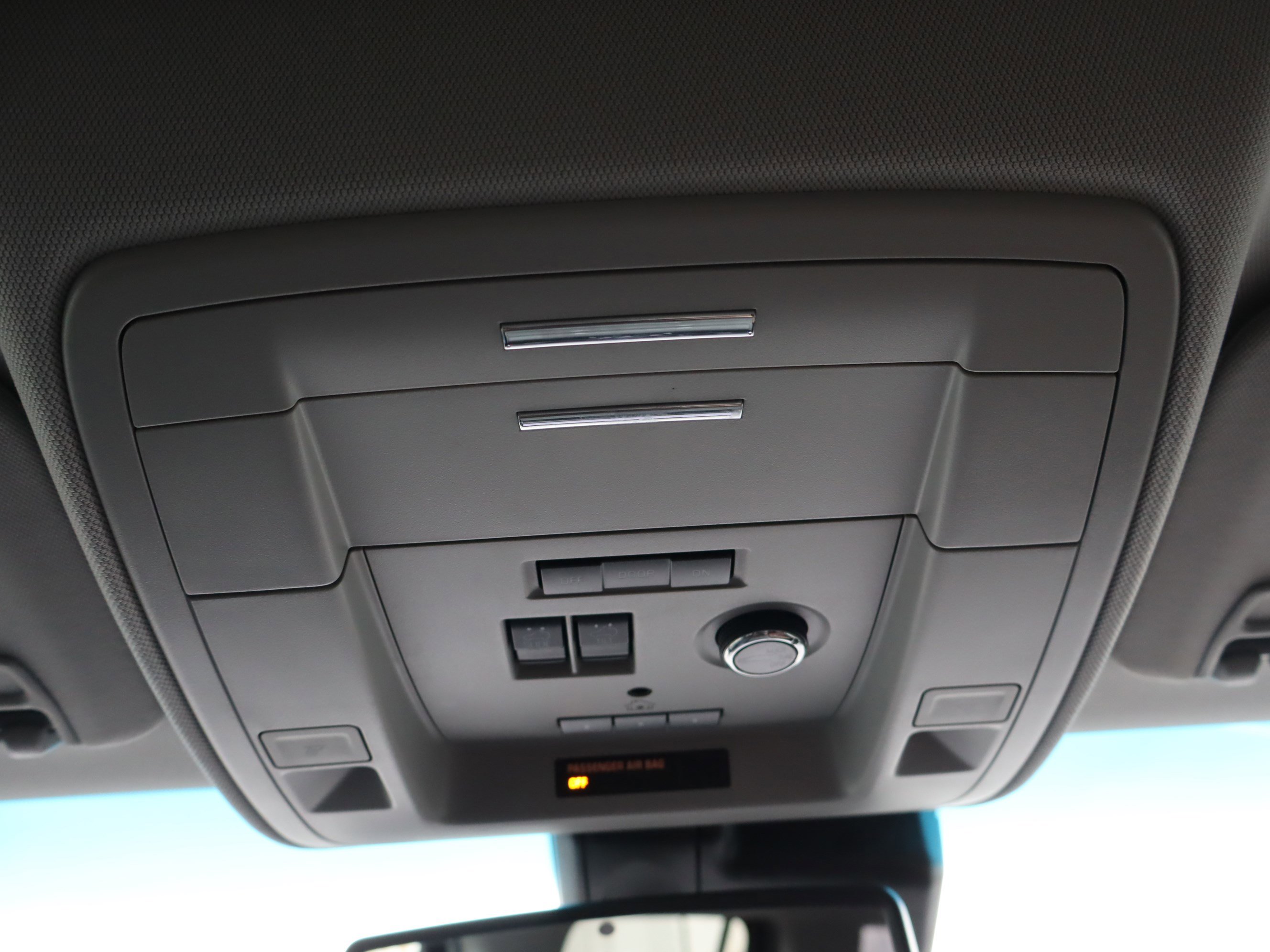 Used 2020 Chevrolet Tahoe Premier w/ Premier Plus Edition image 31