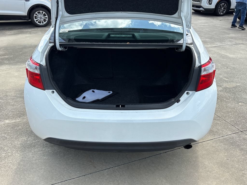 Used 2015 Toyota Corolla S FWD image 29
