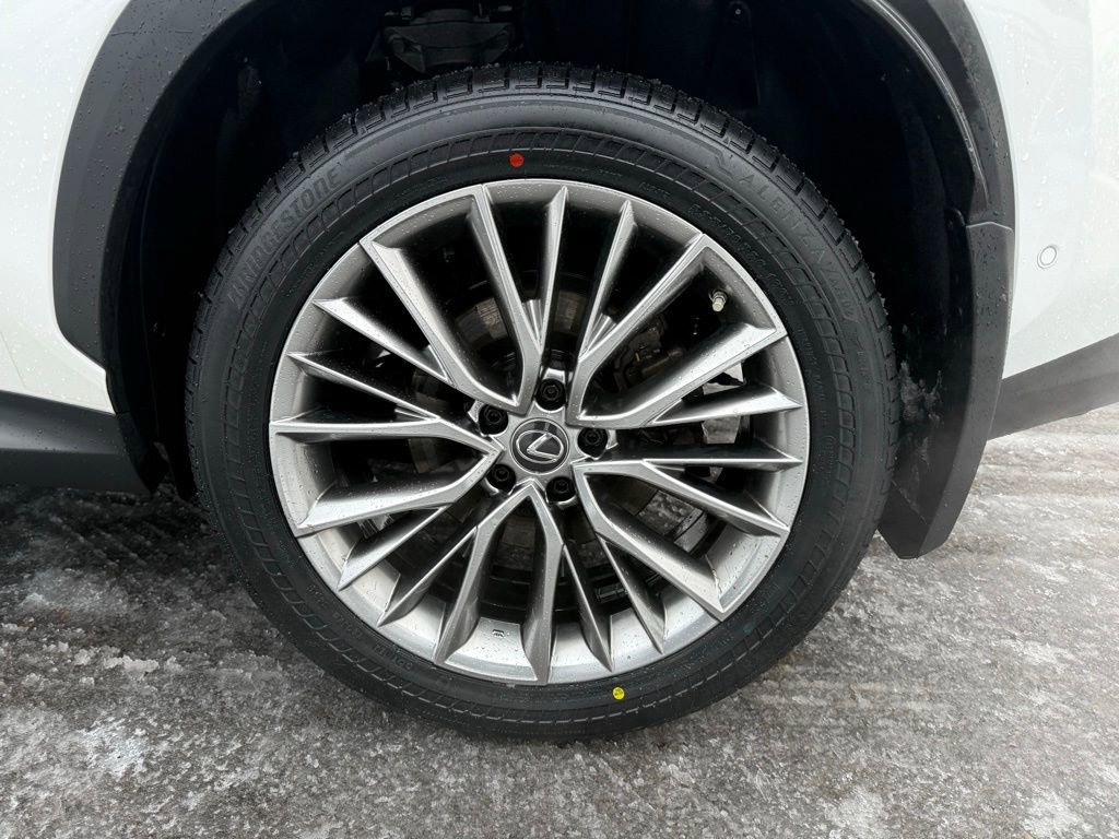 Used 2022 Lexus NX 350h AWD w/ Vision Package image 28