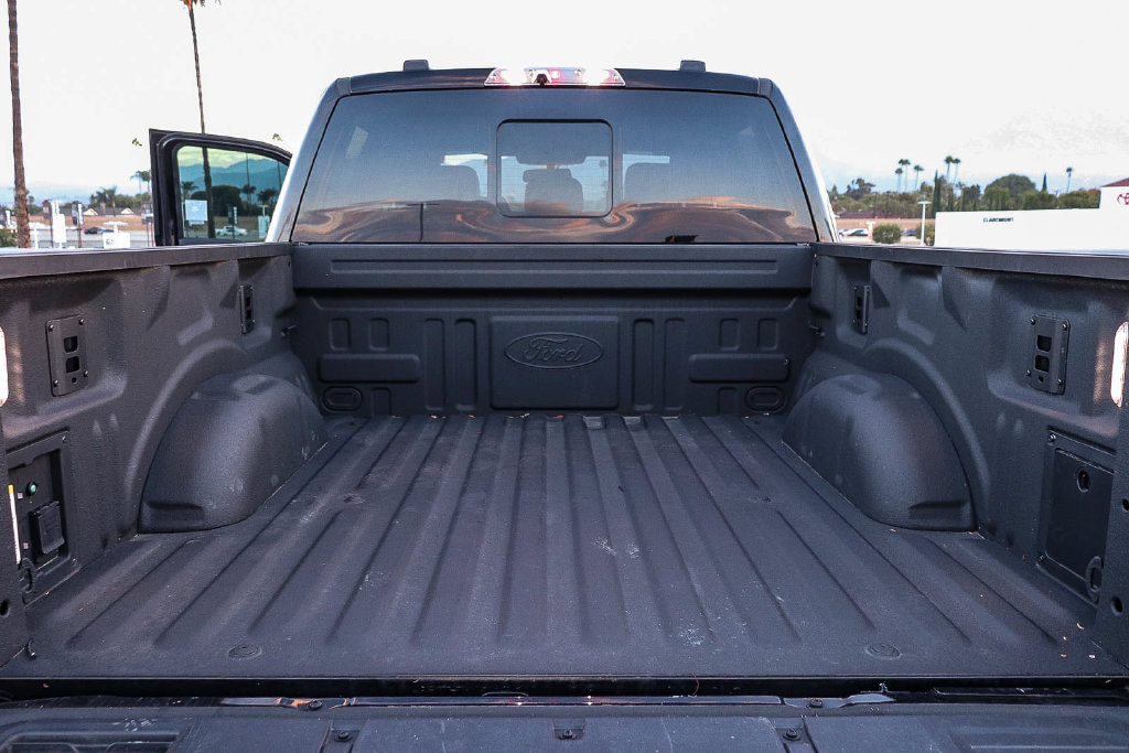 Used 2025 Ford F150 Raptor AWD/4WD image 28