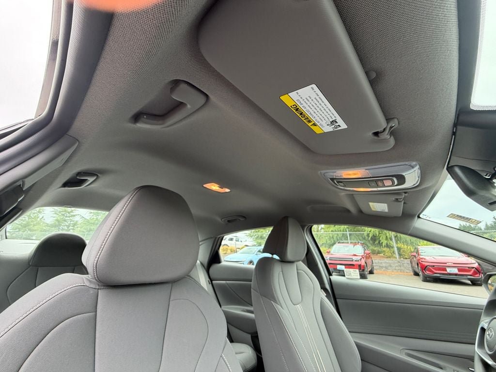 Used 2024 Hyundai Elantra SEL FWD image 27