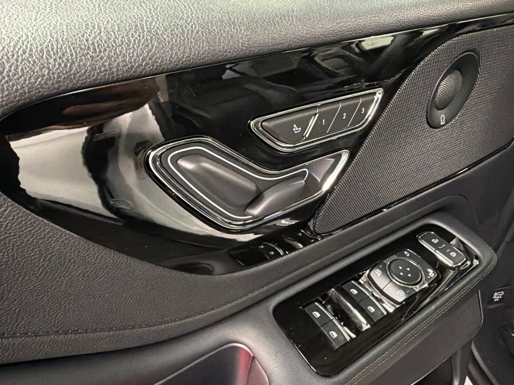 New 2026 Lincoln Aviator Reserve AWD/4WD image 30