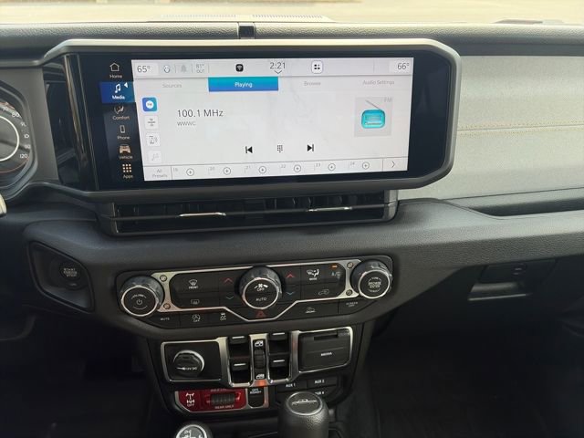 Used 2024 Jeep Gladiator Sport AWD/4WD image 24