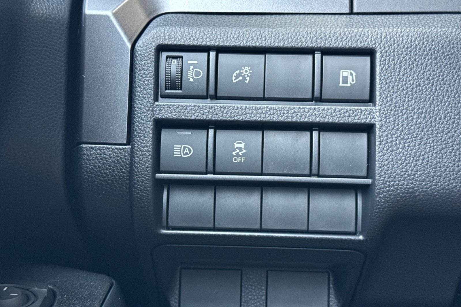 New 2026 Toyota 4Runner SR5 AWD/4WD image 28