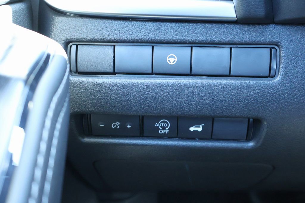 New 2026 Nissan Rogue SV image 15