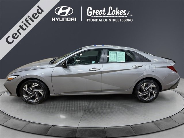 Certified 2025 Hyundai Elantra Sport image 2