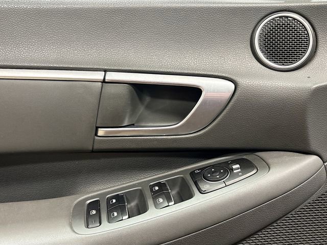 Used 2020 Hyundai Sonata SEL w/ Convenience Package FWD image 19