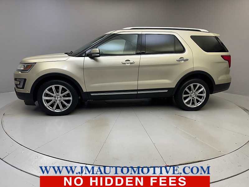 Used 2017 Ford Explorer Limited w/ Equipment Group 301A AWD/4WD image 2