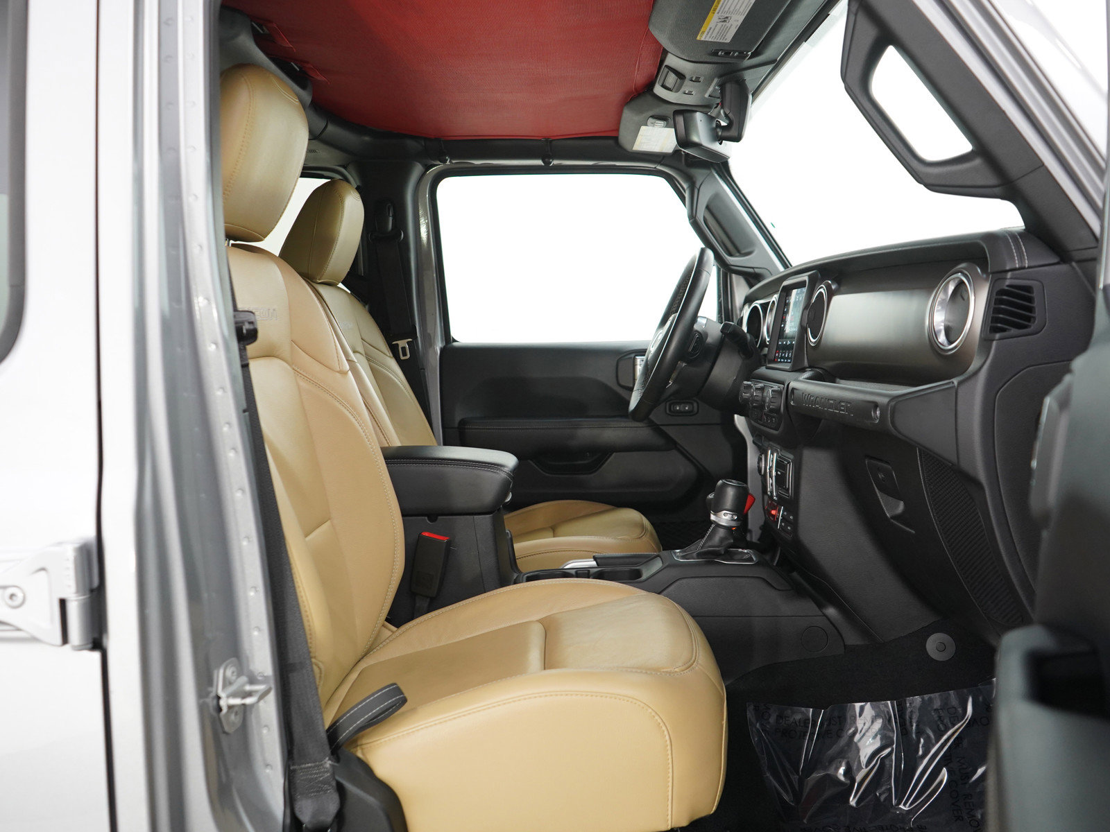 Used 2018 Jeep Wrangler Unlimited Rubicon image 10