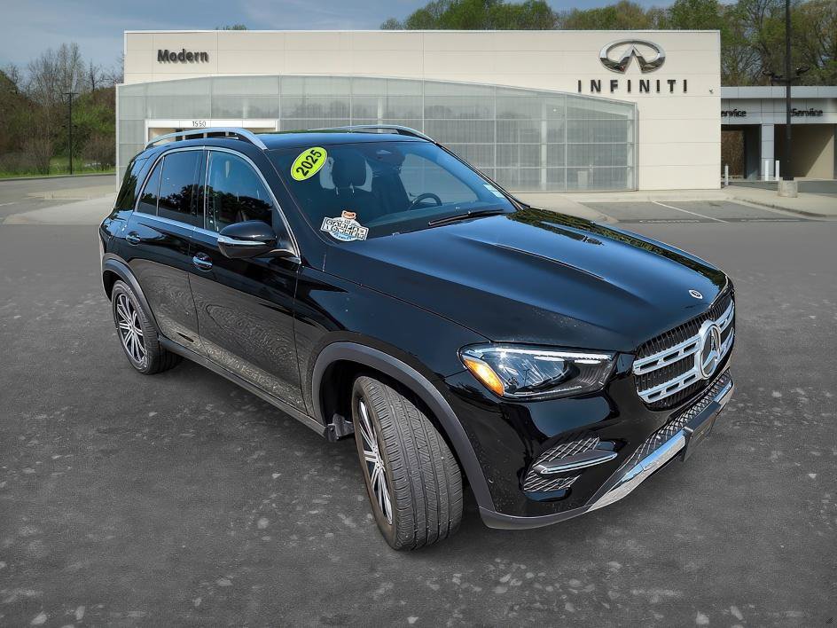 Used 2025 Mercedes-Benz GLE 350 4MATIC image 2