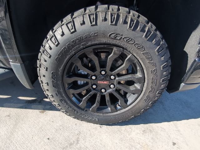 Used 2022 GMC Sierra 1500 AT4X image 34