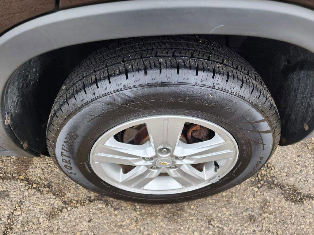 Used 2016 Chevrolet Trax LT w/ LT Convenience Package image 19