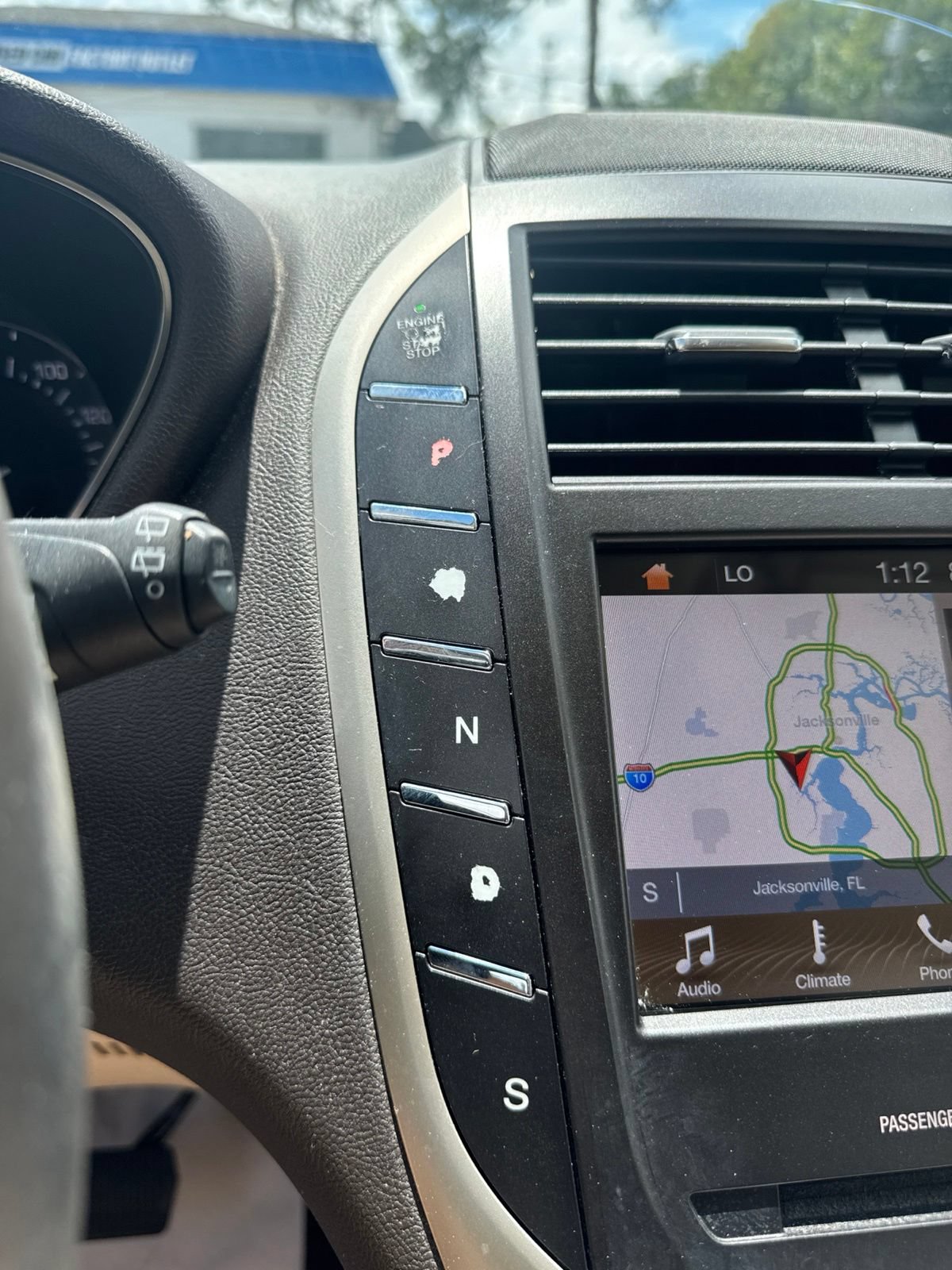 Used 2019 Lincoln MKC Reserve FWD image 28