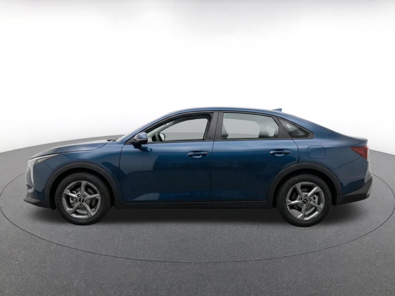 Used 2026 Kia K4 FWD image 4