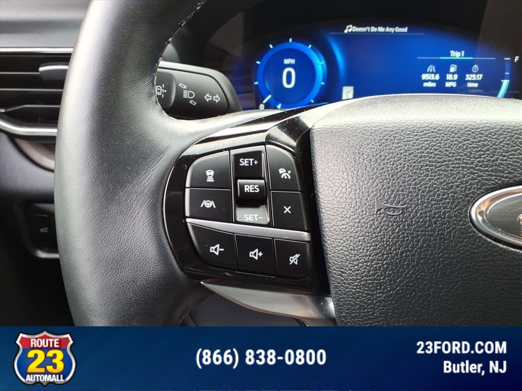 Certified 2023 Ford Explorer Platinum w/ Technology Package image 18