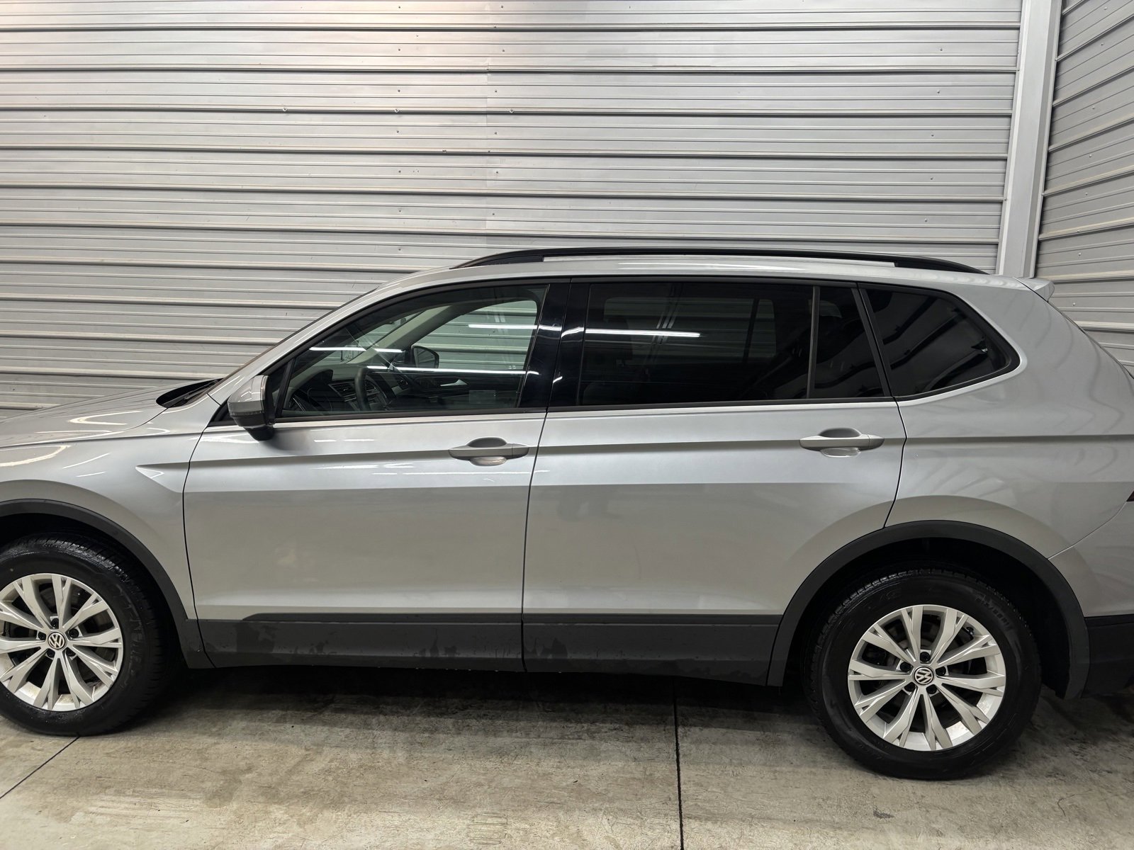 Used 2019 Volkswagen Tiguan S w/ 3rd Row Seat Package image 7