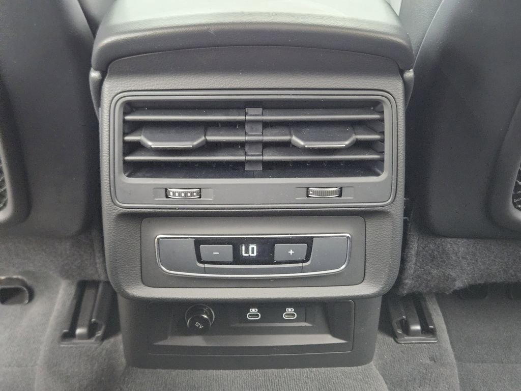 Certified 2023 Audi Q7 2.0T Premium w/ Convenience Package image 38