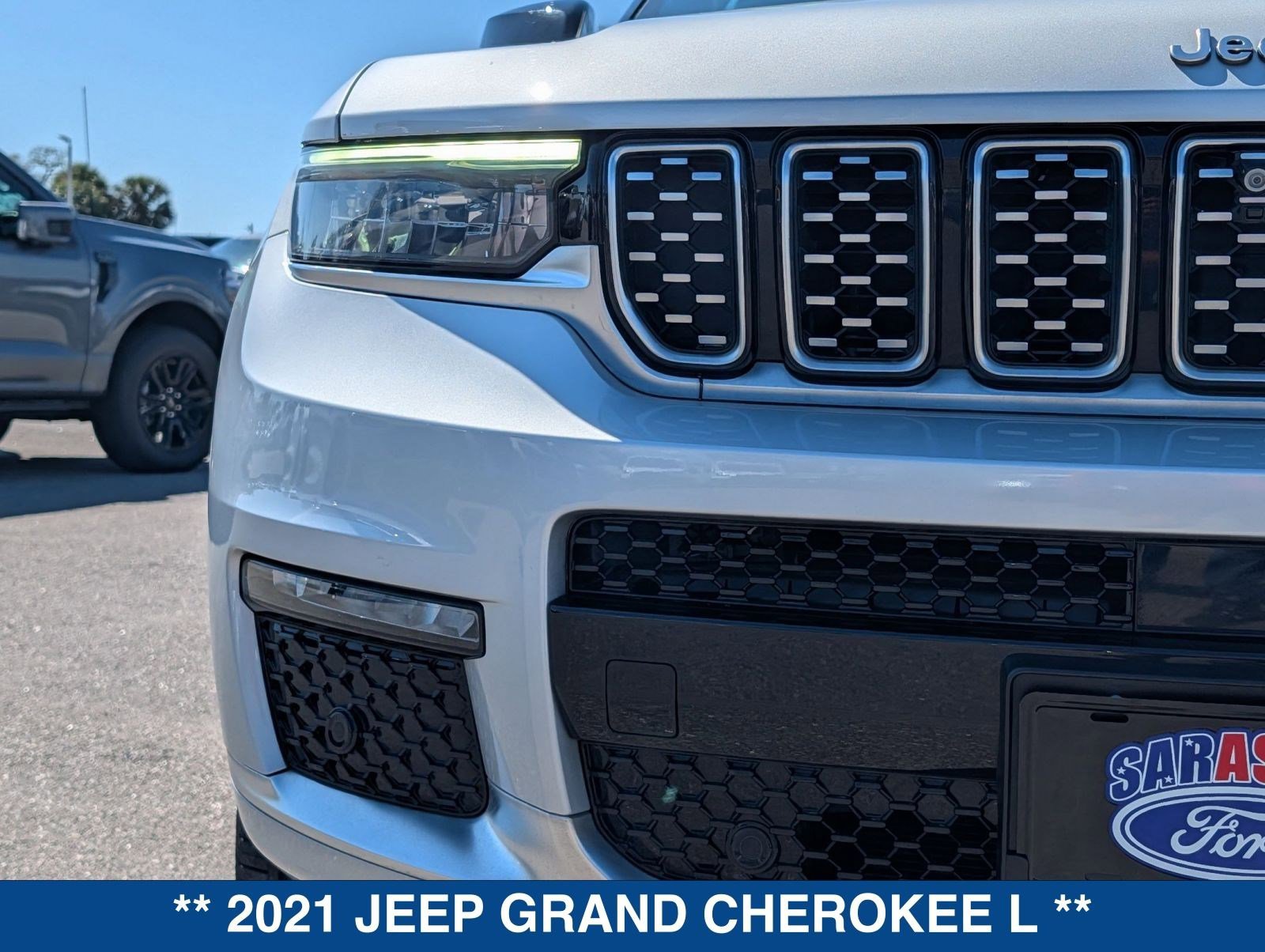 Used 2021 Jeep Grand Cherokee L Summit image 9