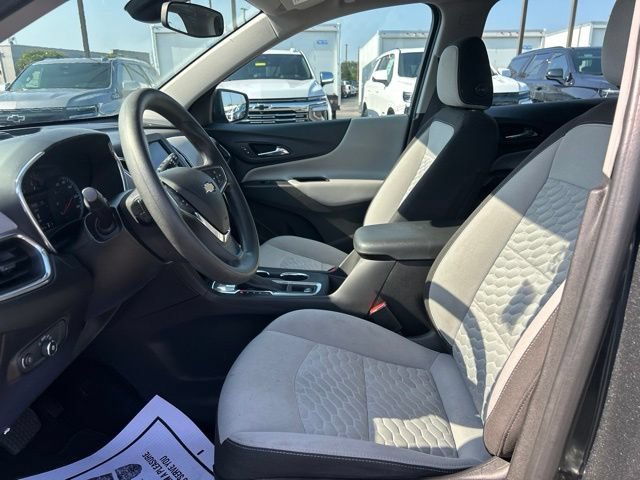 Used 2021 Chevrolet Equinox LS FWD image 15