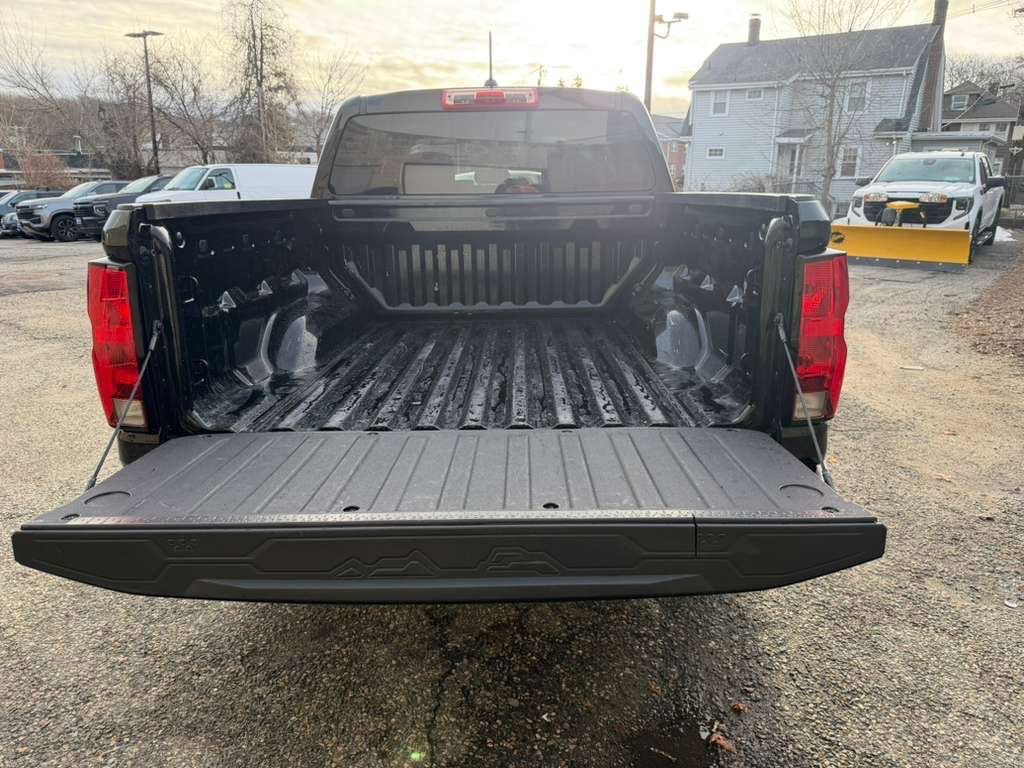 Used 2023 Chevrolet Colorado LT image 5