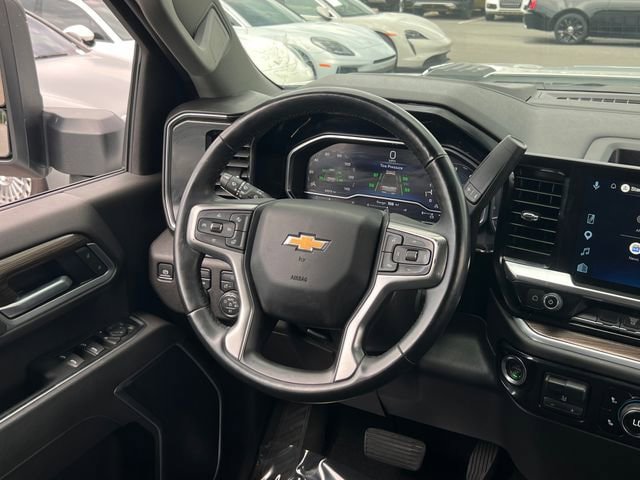 Used 2025 Chevrolet Silverado 2500 LT w/ Convenience Package AWD/4WD image 17