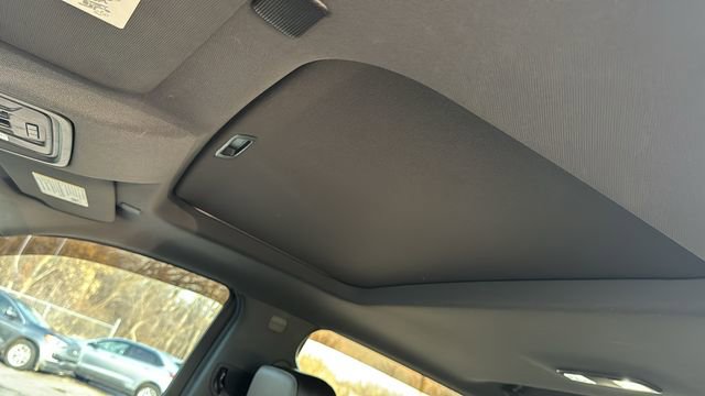 Used 2019 GMC Sierra 1500 AT4 w/ AT4 Premium Package image 8