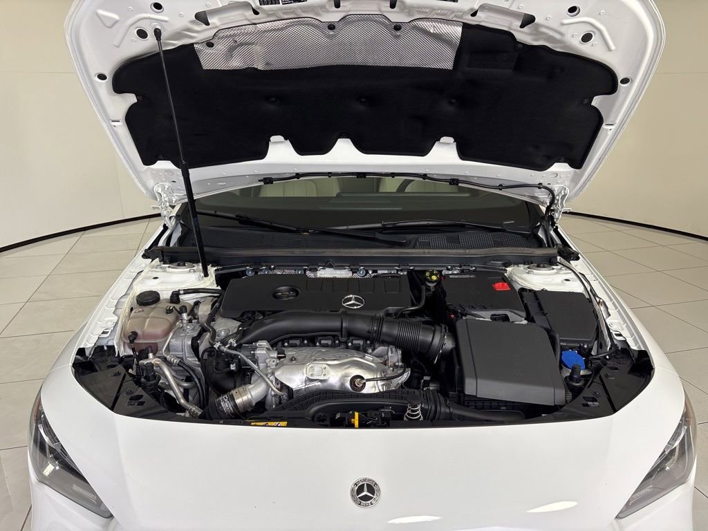 Used 2023 Mercedes-Benz CLA 250 image 11