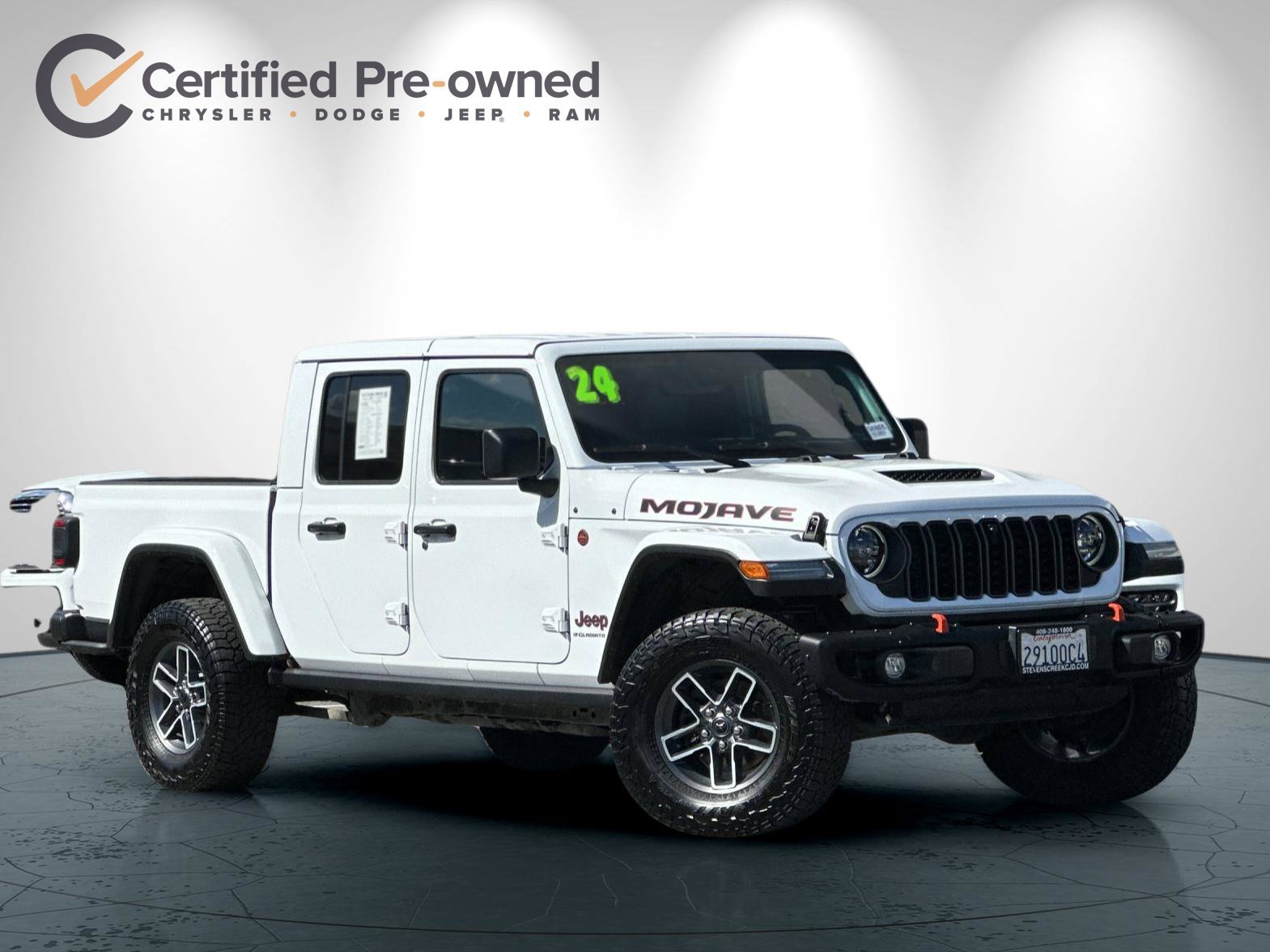 Used 2024 Jeep Gladiator Mojave AWD/4WD image 2