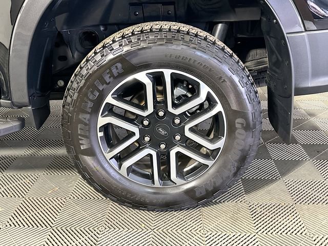 Used 2024 Ford Ranger Lariat w/ Trailer Tow Package image 28