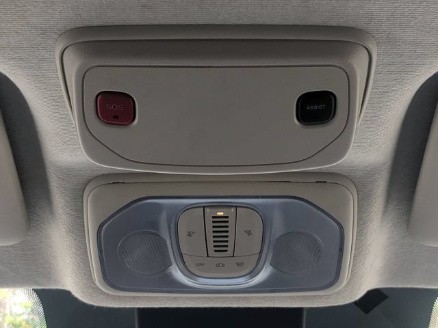 Used 2024 RAM ProMaster 2500 w/ Convenience Group FWD image 21