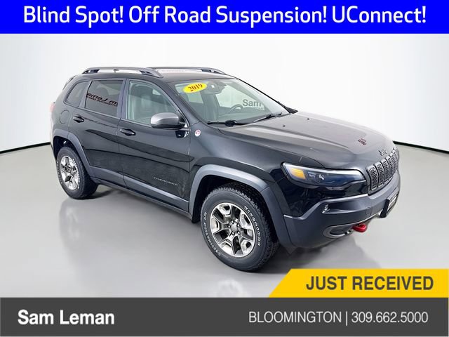 Used 2019 Jeep Cherokee Trailhawk image 1