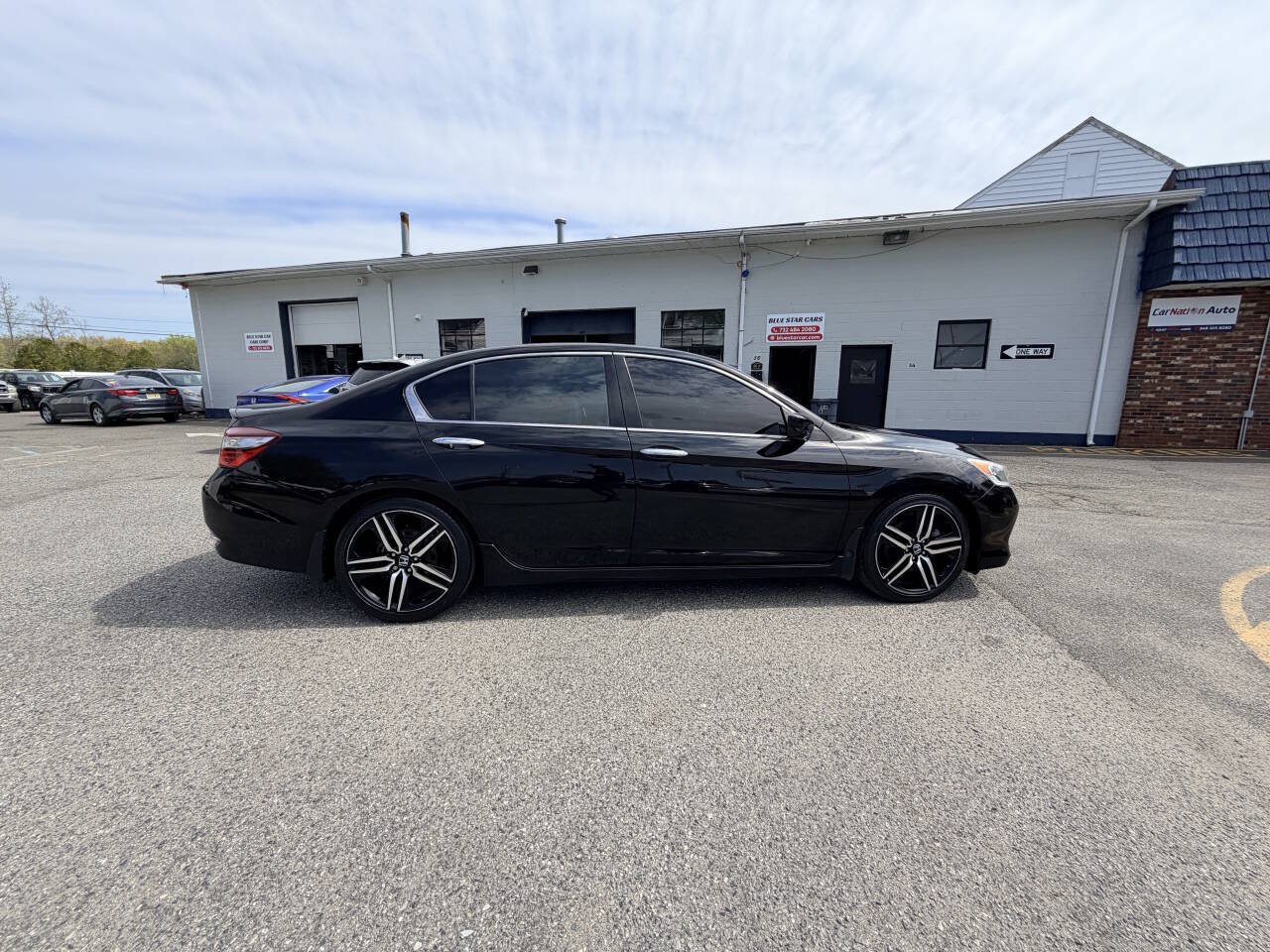 Used 2017 Honda Accord Sport image 56