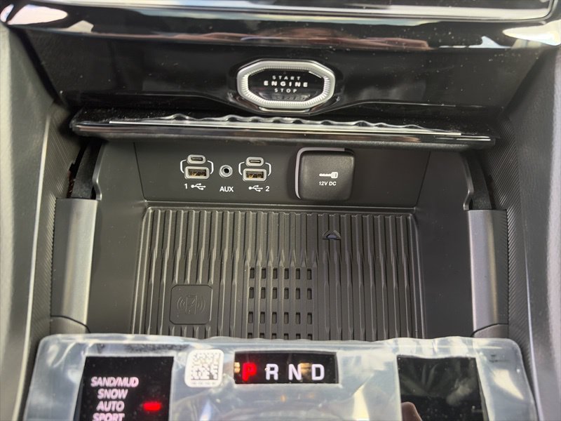 New 2026 Jeep Grand Cherokee Altitude AWD/4WD image 24