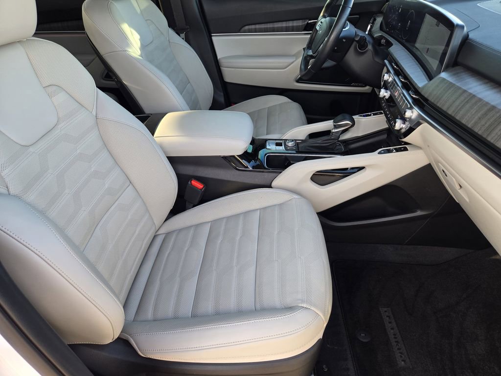 Used 2024 Kia Telluride SX Prestige image 12