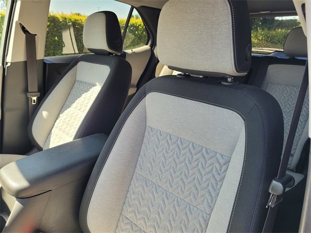 Used 2023 Chevrolet Equinox LT w/ Driver Convenience Package image 12