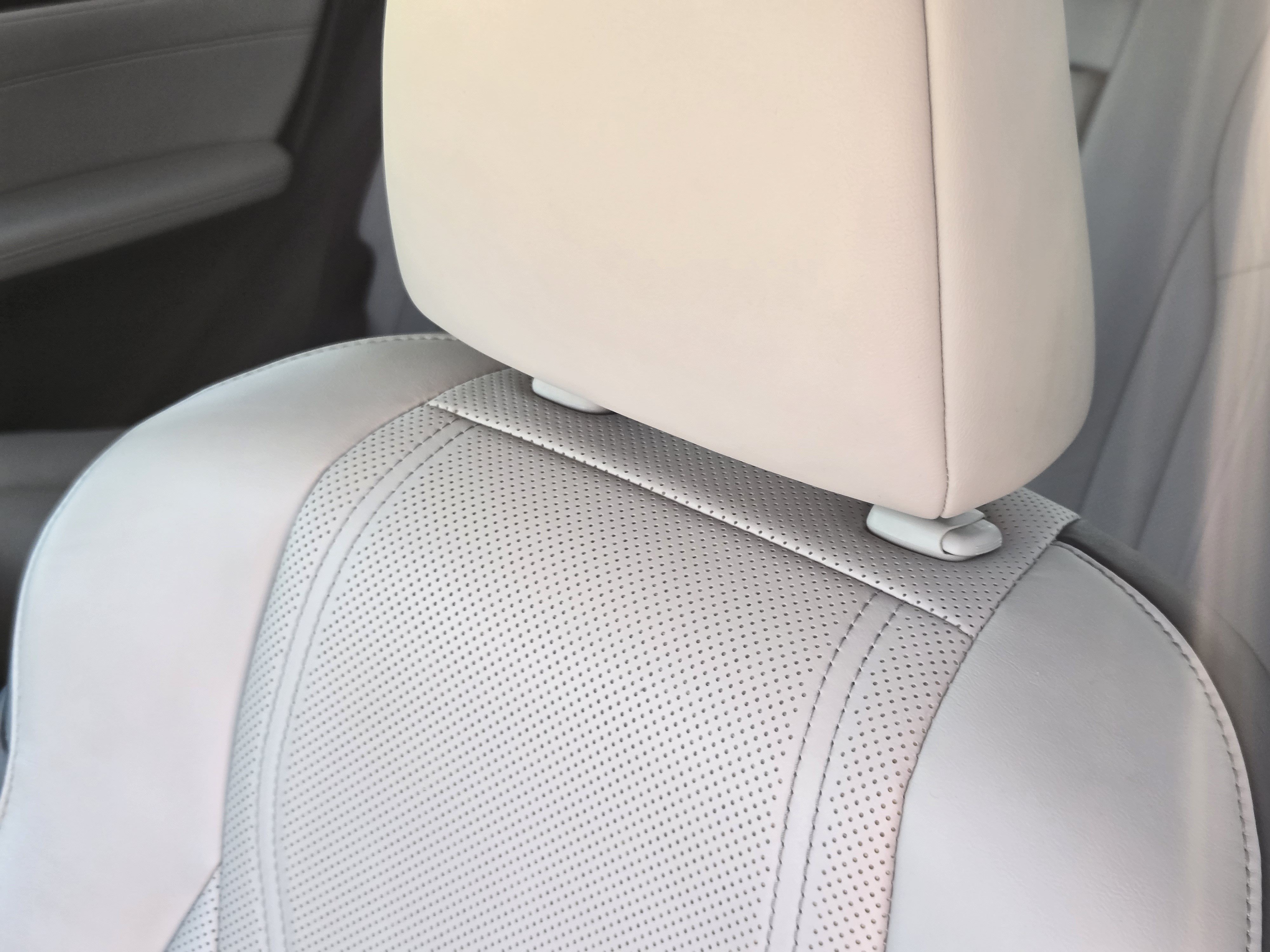 Used 2019 Lexus RX 350 FWD w/ Navigation Package image 28