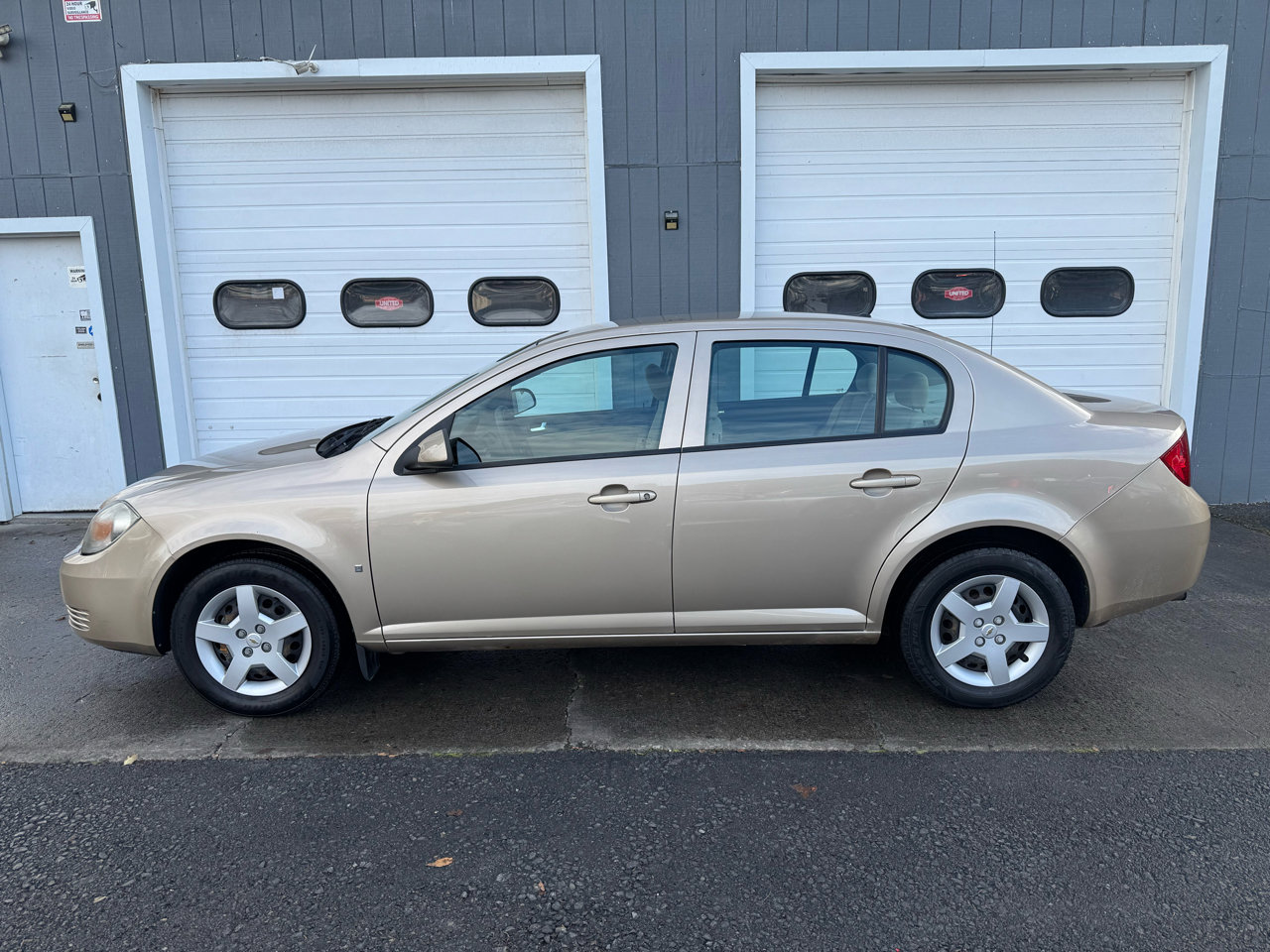 Used 2008 Chevrolet Cobalt LT image 7