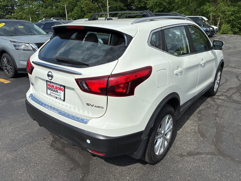 Used 2017 Nissan Rogue Sport SV w/ SV Premium Package AWD/4WD image 7
