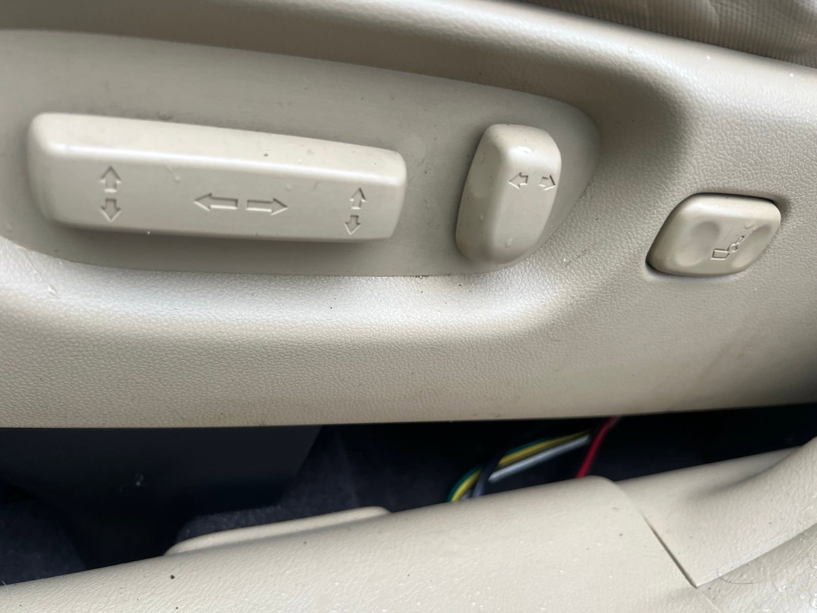 Used 2011 Honda CR-V EX-L image 25